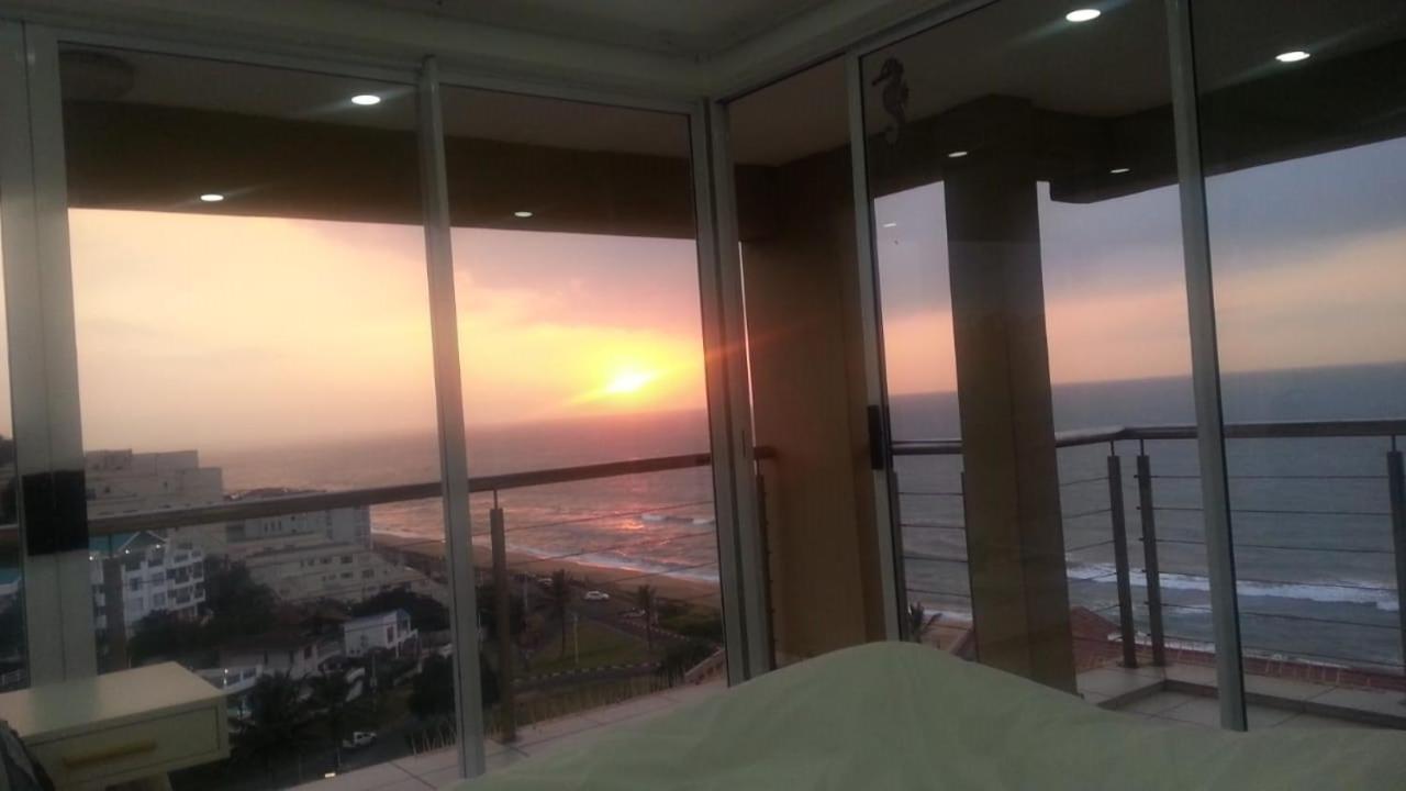 511 Umdloti Resort Beachfront 1Bed Self Catering Apartment Sea View Dış mekan fotoğraf